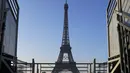 Tidak akan ada kekurangan tempat ikonik di Olimpiade Paris. (AP Photo/Michel Euler)