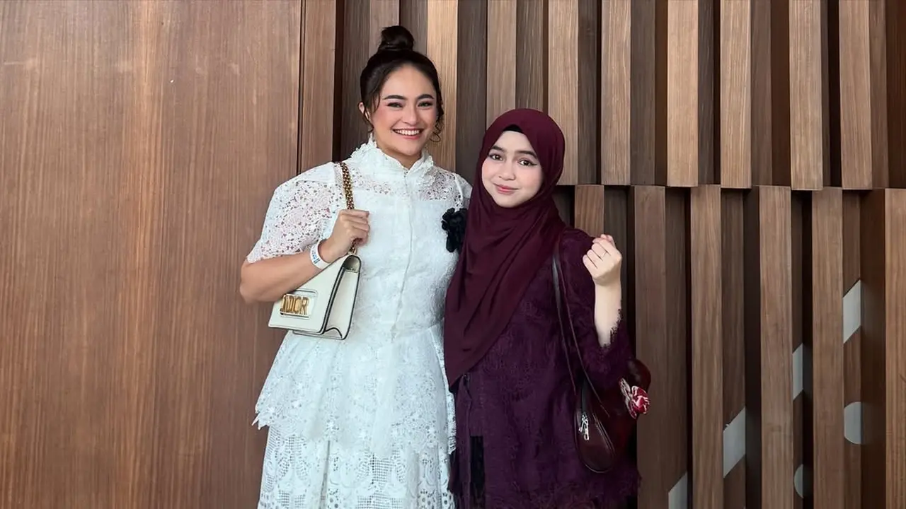 6 Outfit Senada Marshanda dan Sienna, Inspirasi Ibu Anak Tampil Kompak