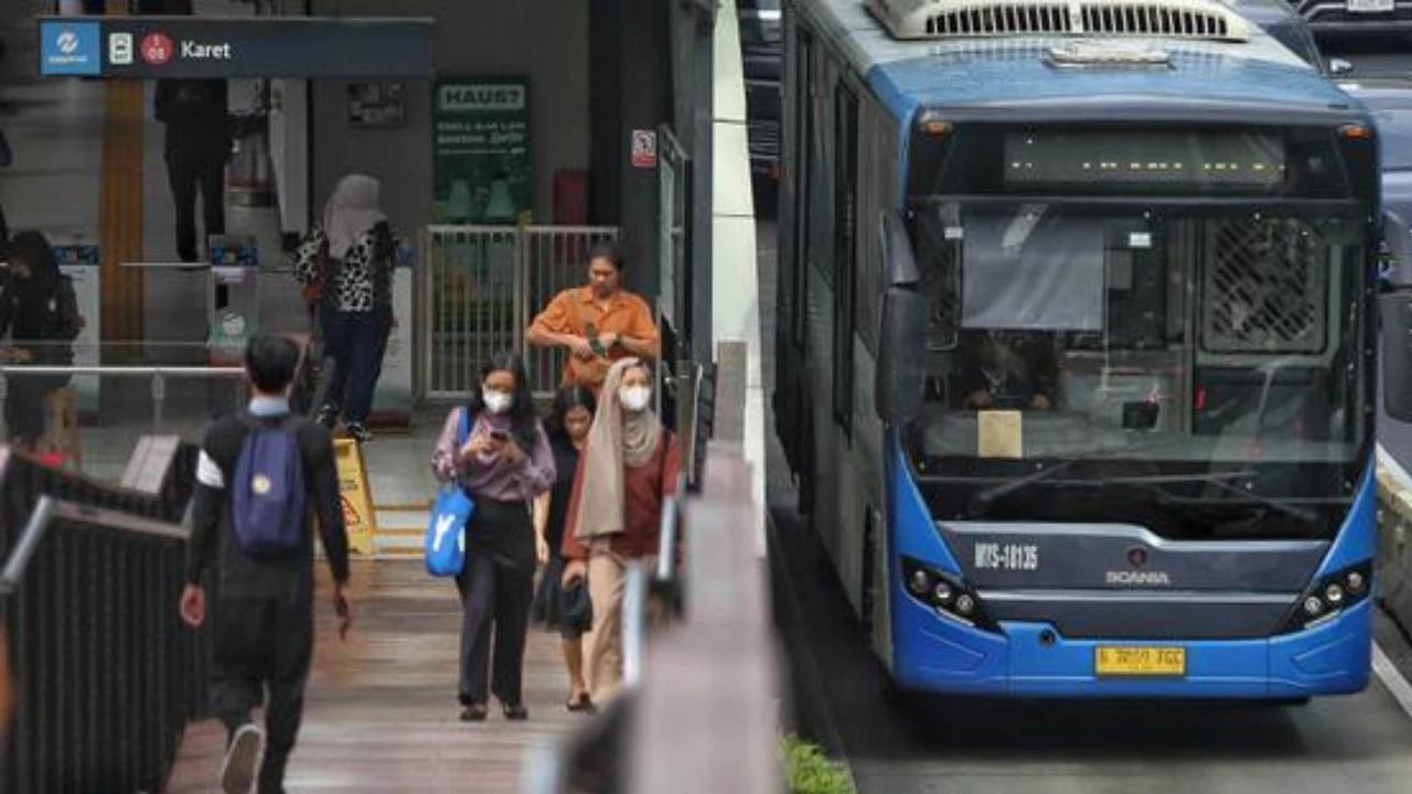 Cuma Rp1 Naik Transjakarta Keliling Jakarta Sepuasnya Saat Lebaran
