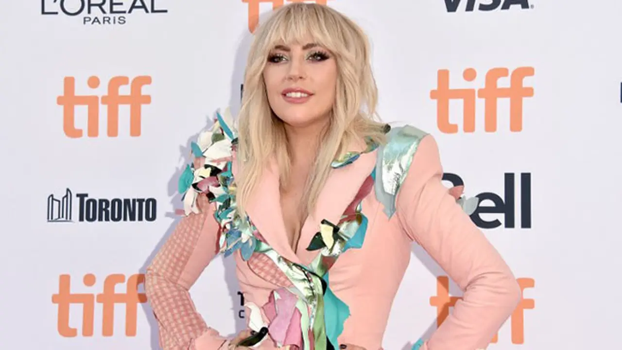 [Bintang] Lady Gaga