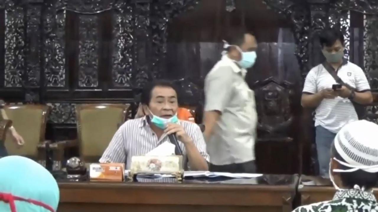 Audensi bansos Covid-19 di Banjarnegara. (Foto: Liputan6.com/tangkapan layar video)