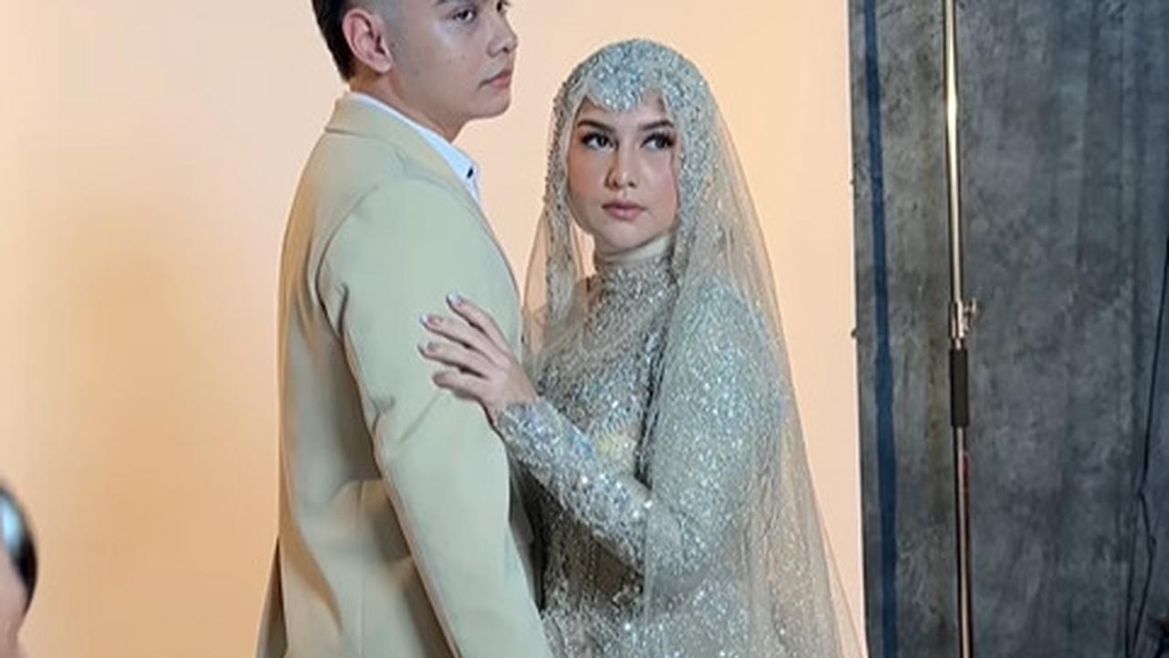 Setelah membuat banyak orang penasaran, ternyata pria itu adalah adik Irish Bella, Sean.