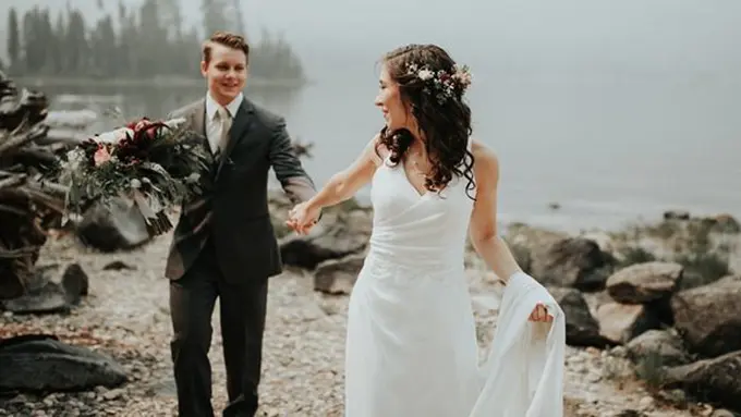 Kawin lari/copyright Unsplash.com/Benjaminrobyn Jespersen