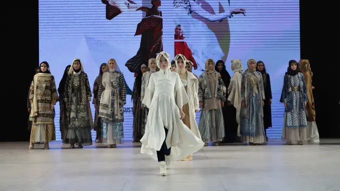 23 Fashion District 2019