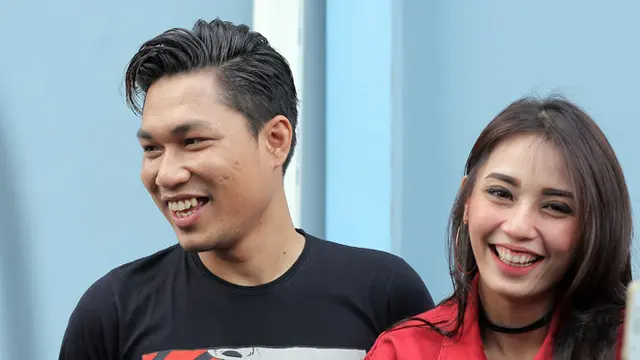 [Bintang] Rizal Armada dan Monica Imas