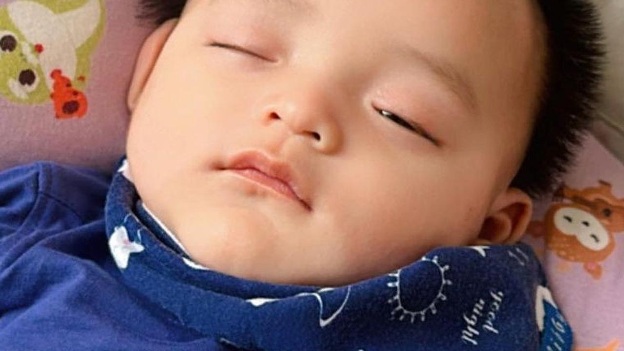 Baby Kenizio Bikin Gemas Netizen