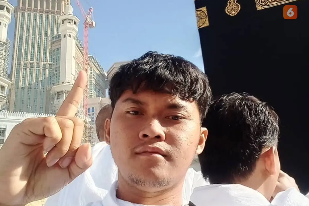 Gowes 6 Bulan Pesepeda Asal Indonesia Injakkan Kaki di Tanah Suci