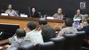 Suasana diskusi yang digelar Ketua Dewan Pengarah Badan Pembina Ideologi Pancasila Megawati Soekarnoputri (kedua kiri) bersama para pemimpin redaksi media cetak, dan elektronik di Jakarta, Rabu (24/1). (Liputan6.com/Angga Yuniar)