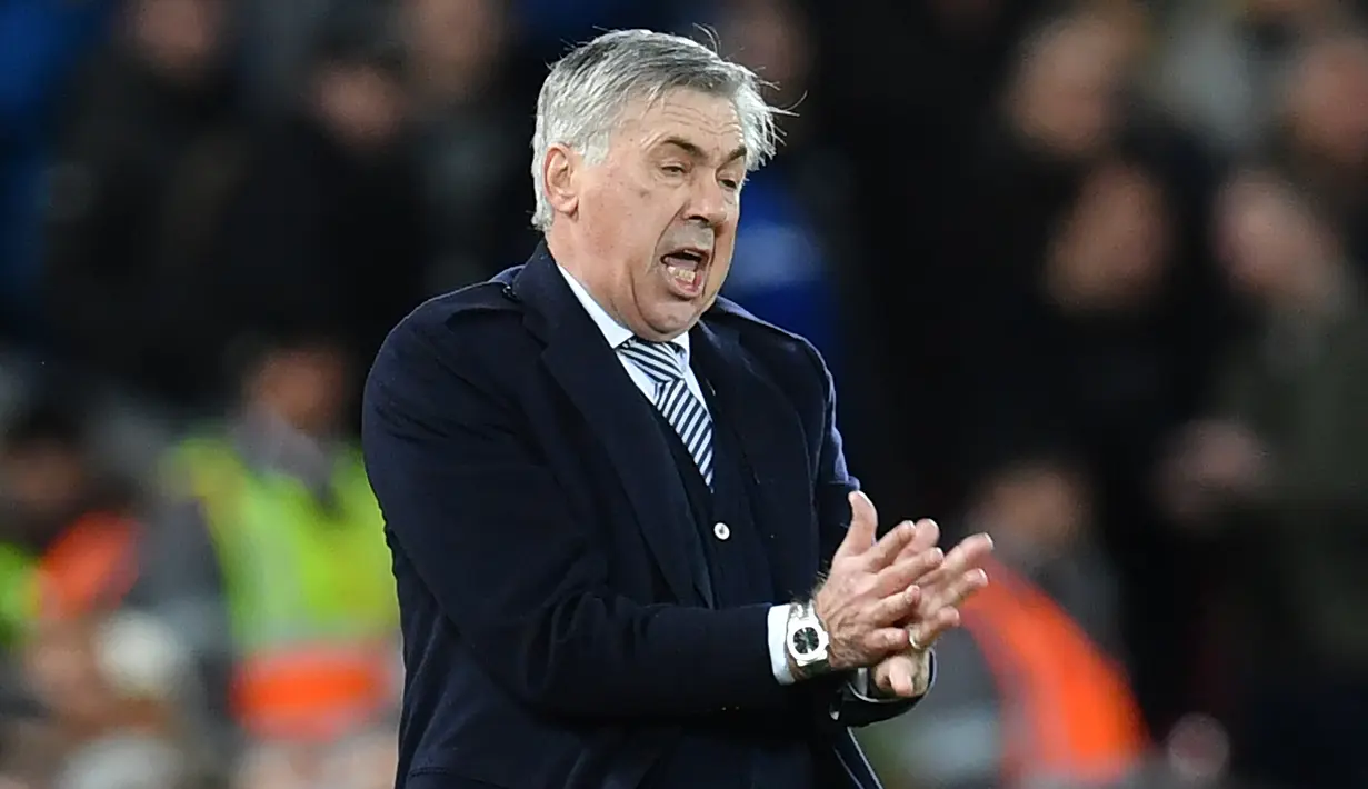 4. Carlo Ancelotti - Don Carlo adalah seorang manajer sepak bola dan mantan pemain sepak bola asal Italia. Sebagai pelatih Ia pernah merasakan empat kali dipecat. (AFP/Paul Ellis)