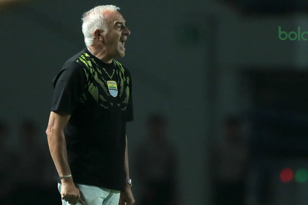 Persib Bandung, Mitra Kukar, Liga 1 Indonesia, Bola.com, Mario Gomez