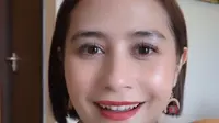 Potret Prilly Latuconsina Jadi Pengiring Pengantin di Nikahan Fans, Banjir Pujian