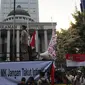 Para pendukung Prabowo-Hatta berdemo di depan gedung Mahkamah Konstitusi (MK), Jakarta, Jumat (25/7/2014) (Liputan6.com/Andrian M Tunay)