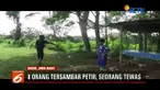 Delapan warga Semplak, Kota Bogor, tersambar petir saat menonton pertandingan sepak bola. Tujuh orang mengalami luka, seorang di antaranya tewas di pinggir lapangan.