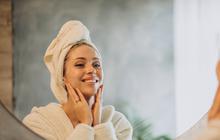 Rekomendasi Skincare Terbaik untuk Kulit Usia 40-an yang Sehat dan Cerah
