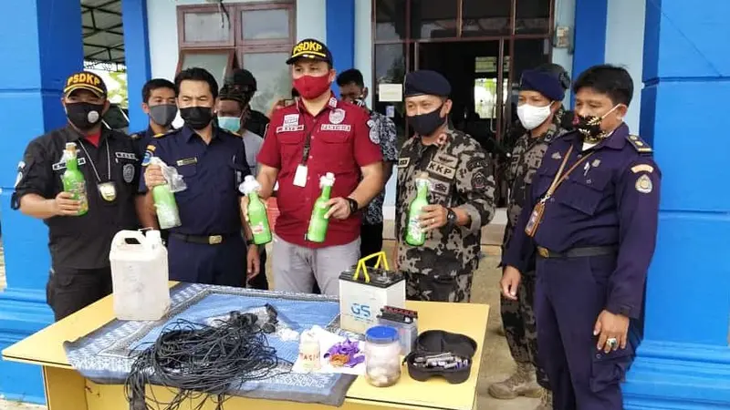 KKP kembali menangkap 4 orang pelaku bom ikan buronan Petugas Pengawas Perikanan Morowali pada Sabtu, 6 Februari 2021 pukul 13.00 WITA. (Dok KKP)