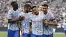 Manchester United berbalik unggul pada menit ke-89 melalui Jesse Lingard. Tembakan melengkungnya bersarang telak di kiri atas gawang Lukas Fabianski. (AFP/Ian Kington)