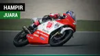 Berita video aksi pebalap Indonesia, Mario Suryo Aji, yang berduel dengan rider Jepang, Haruki Noguchi, saat balapan untuk podium juara di Asia Talent Cup 2018 di Buriram, Thailand, Sabtu (24/3/2018).