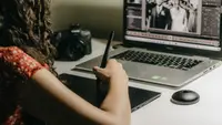 Cara Membuat Foto Vintage yang Estetik di HP, Photoshop, dan Online