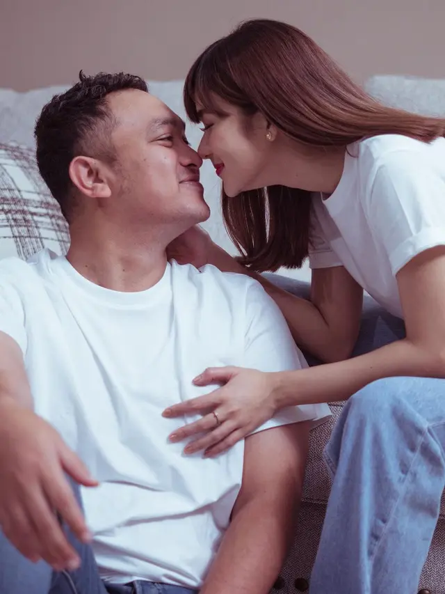Adiezty Fersa dan Gilang Dirga. (Foto: Dok. Instagram @gilangdirga)