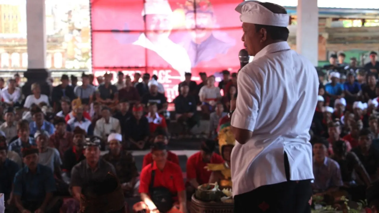 wayan koster mengutuk keras aksi terorisme di surabaya