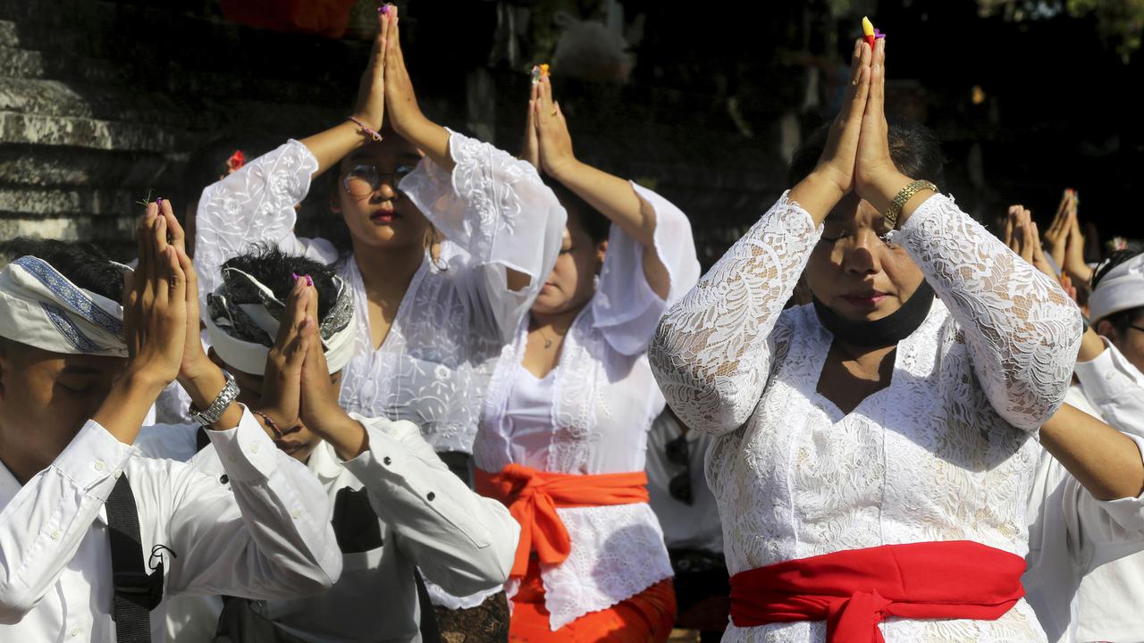 Mengenal Tradisi Hari Raya Kuningan Umat Hindu, Ketahui Makna dan Rangkaiannya Berikut Ini