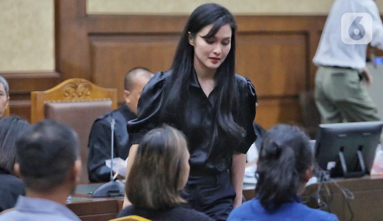 Selain itu, terdapat pula beberapa pihak lain yang diuntungkan dari kasus korupsi timah sehingga merugikan keuangan negara sebesar Rp300 triliun. (Liputan6.com/Angga Yuniar)
