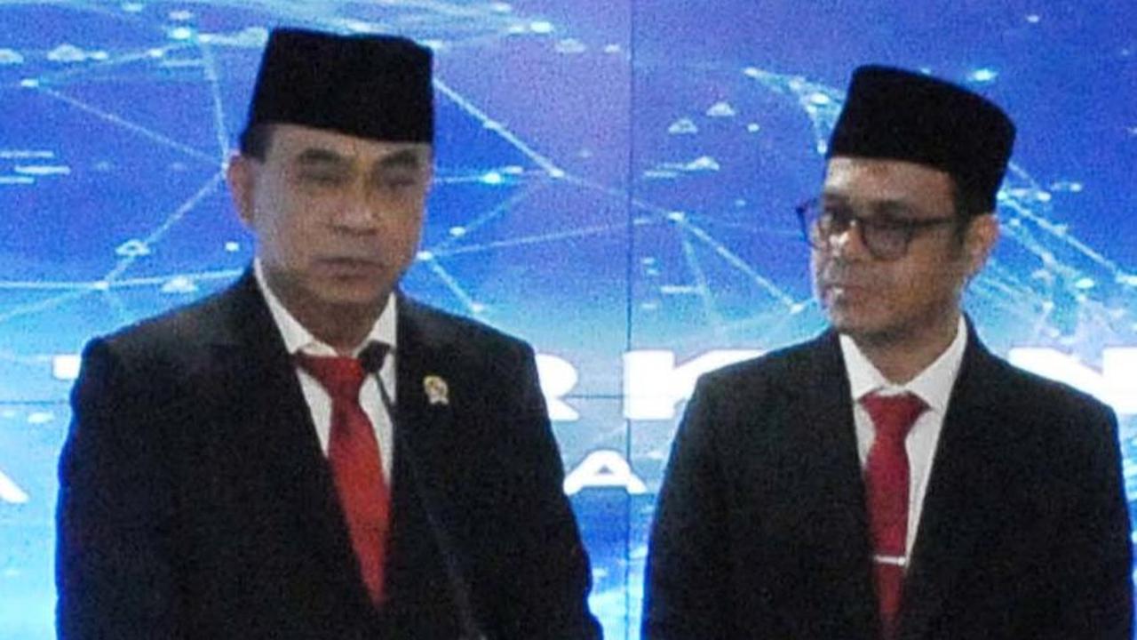 Pelantikan Nezar sebagai Wamenkominfo didasarkan pada Keputusan Presiden Nomor 32 M Tahun 2023 tentang Pemberhentian dan Pengangkatan Wakil Menteri Negara Kabinet Indonesia Maju Periode Tahun 2019-2024.