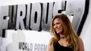 Ronda Rousey hadir dalam pemutaran perdana film "Furious 7" di TCL Chinese Theatre, Hollywood, California, AS. (1/42015). (Frazer Harrison/Getty Images/AFP)