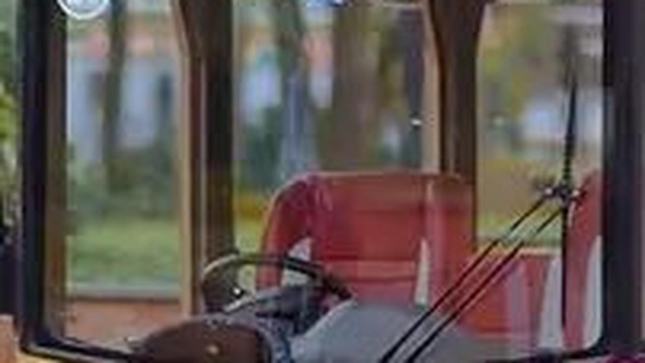 Delegasi KTT ASEAN Keliling TMII Pakai Kendaraan Listrik, Dukung Jakarta Bebas Polusi
