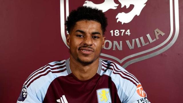 Marcus Rashford resmi bergabung dengan Aston Villa. (c) Aston Villa FC