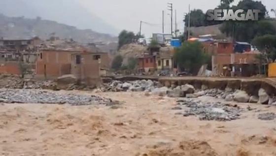 SEJAGAT: Dampak Banjir Bandang di Peru