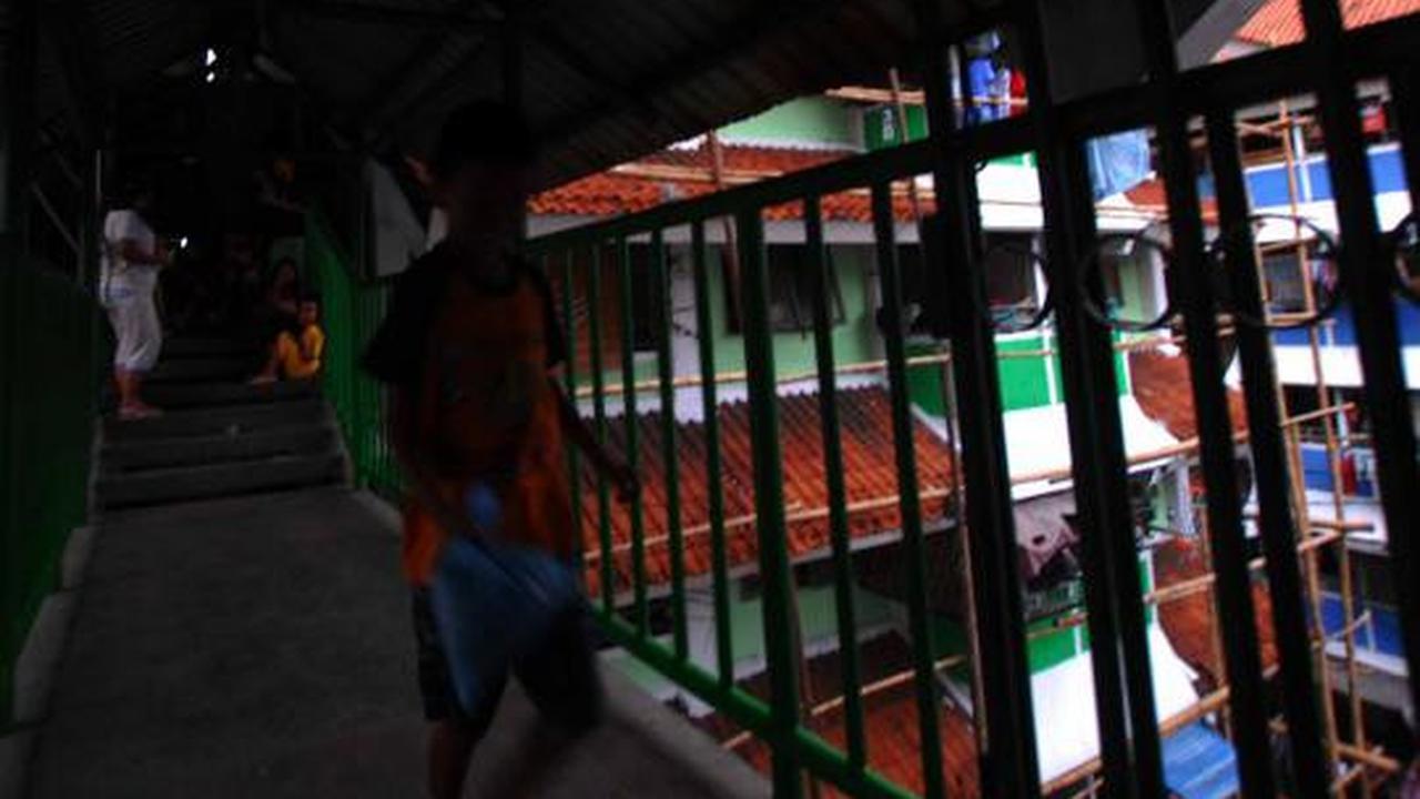 Bank DKI beri bantuan 8 buah pompa air baru