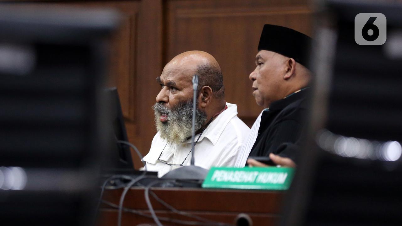 Komplikasi Penyakit yang Diderita Mantan Gubernur Papua Lukas Enembe yang Meninggal Dunia pada Selasa, 26 Desember 2023, di RSPAD Gatot Soebroto (Liputan6.com/Johan Tallo)