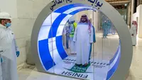 Untuk menekan penyebaran COVID-19, Pemerintah Arab Saudi memasang gerbang sterilisasi diri di pintu masuk Masjidil Haram Mekkah dan Masjid Nabawi Madinah. (Kementerian Komunikasi dan Teknologi Informasi Saudi)