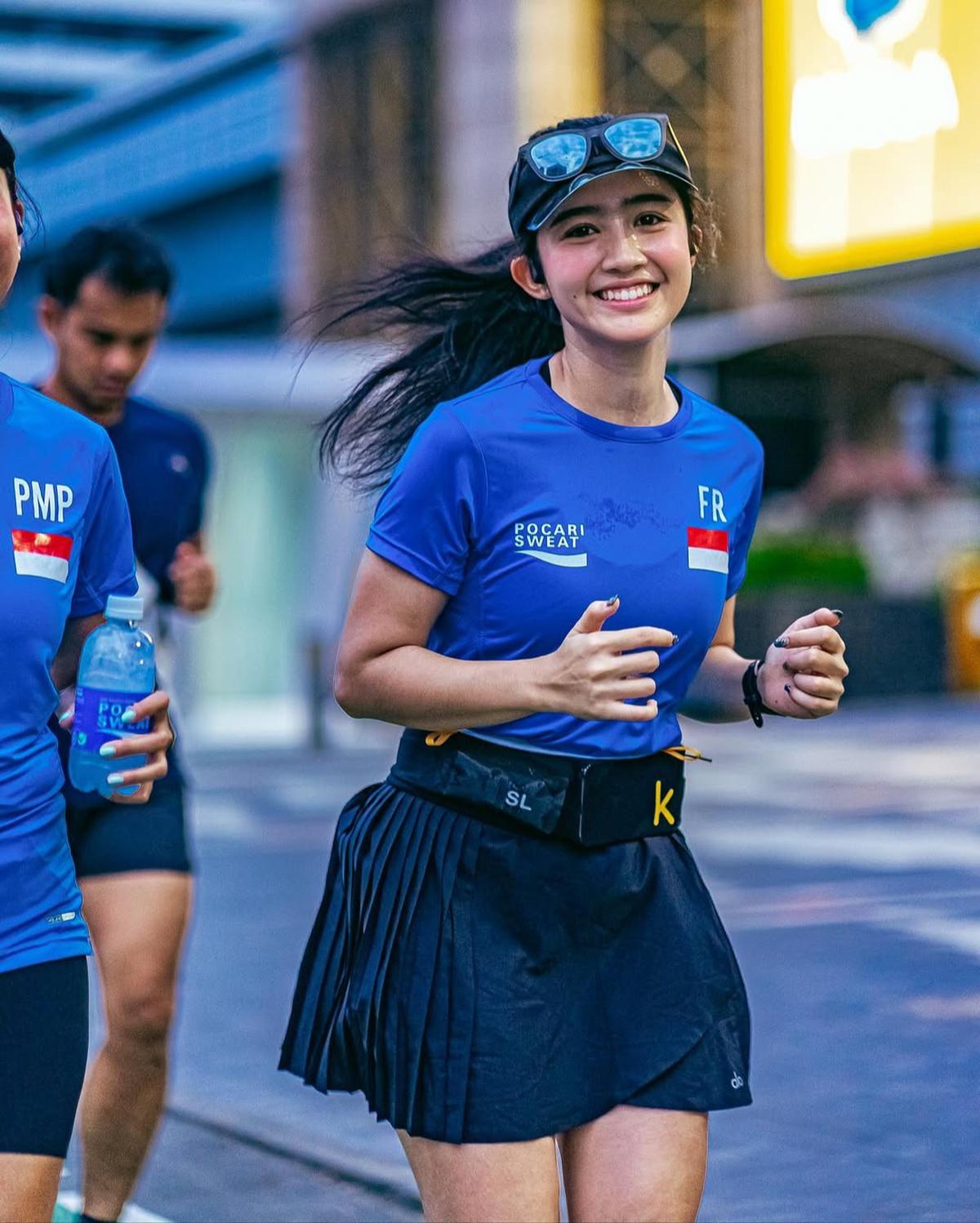 Dari Lari Marathon hingga Main Tenis, Intip Gaya Sporty Febby Rastanty Saat Berolahraga