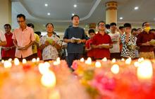 FOTO: Mengintip Prosesi Perayaan Waisak di Aceh yang Berlangsung Khidmat