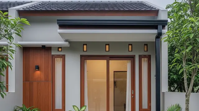 9 Solusi Talang Air Rumah Tersumbat Daun Tanpa Harus Naik Atap, Praktis dan Aman