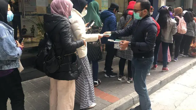 Pemerintah melalui BUMN terkait membantu masyarakat Indonesia di Hongkong