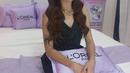 Enzy Storia kenakan stripe vest dan celana panjang yang dipadukan dengan heels J'Adior dan kalung rantai