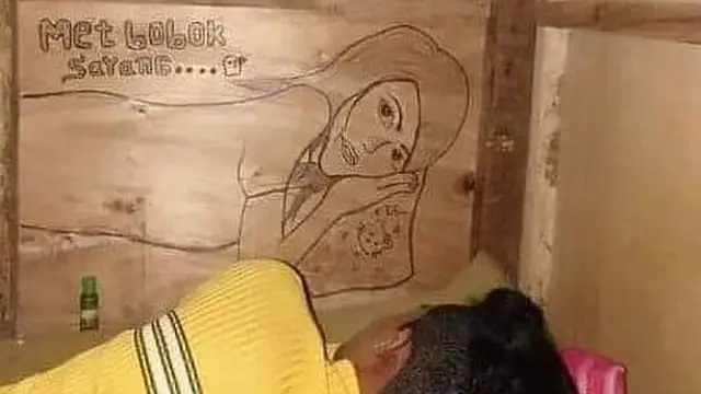7 Potret Nyeleneh Orang Ingin Punya Pasangan Ini Bikin Kasian