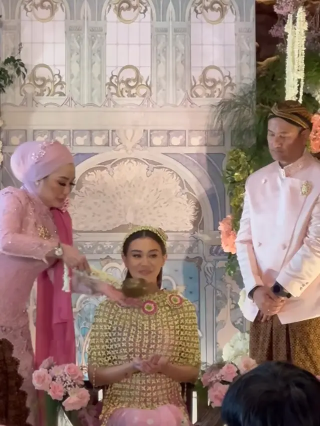Pengajian dan Siraman Aaliyah
