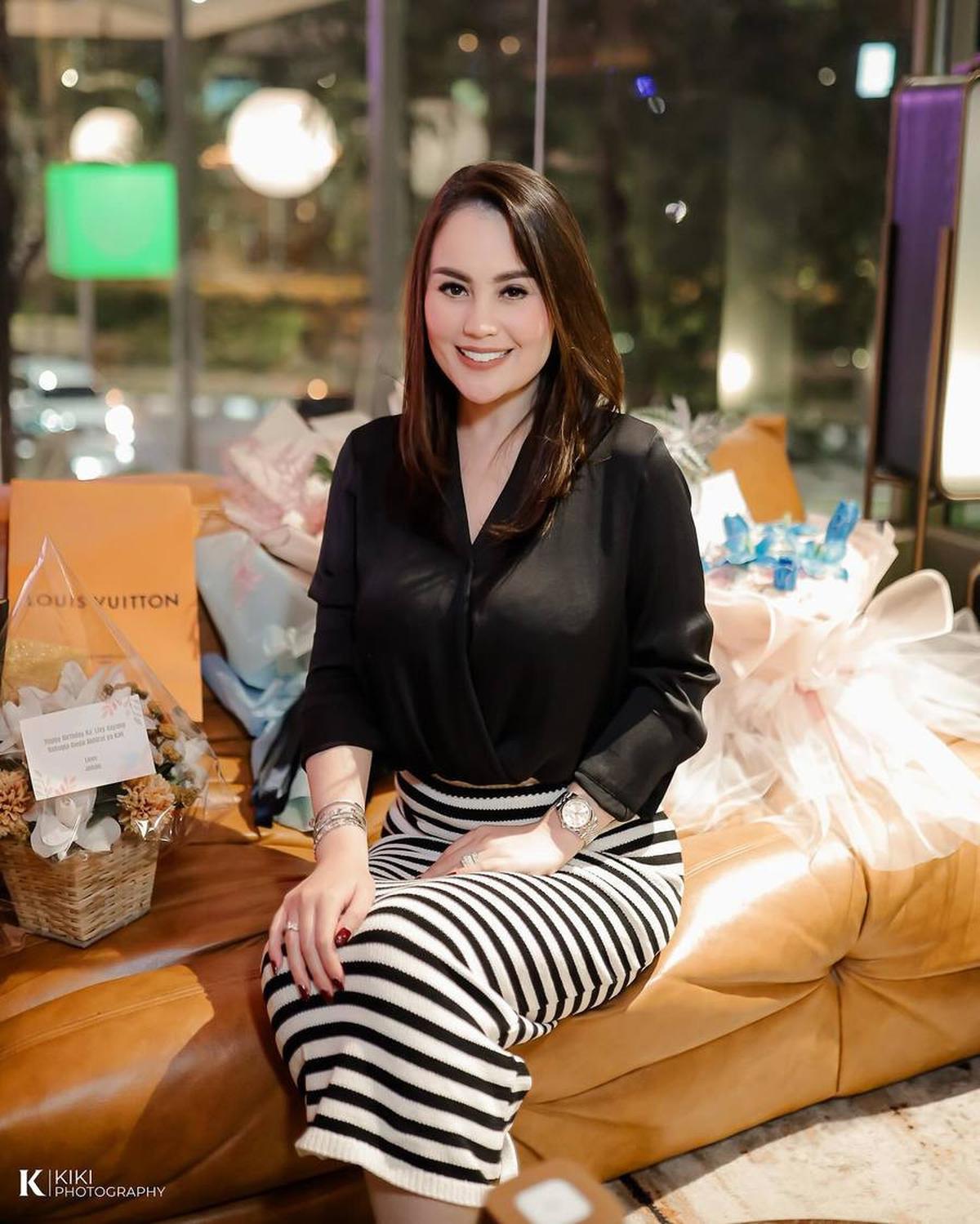 Potret Terbaru Jennifer Dunn