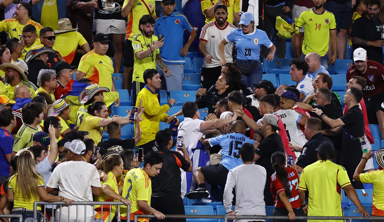 Badan sepak bola Amerika Selatan CONMEBOL mengatakan, sedang menyelidiki insiden tersebut. (Tim Nwachukwu / GETTY IMAGES NORTH AMERICA / Getty Images via AFP)
