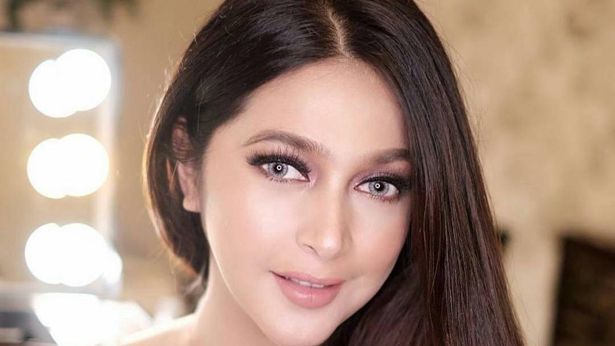 10 Artis Cantik Berdarah Arab yang Cantik Memesona, Mata Indah dan Hidung  Mancung Jadi Perhatian - Entertainment Fimela.com