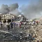 Setidaknya 230 orang tewas dan ratusan lainnya terluka akibat serangan bom truk di Mogadishu, Somalia, pada 14 Oktober 2017. (AP Photo/Farah Abdi Warsameh)