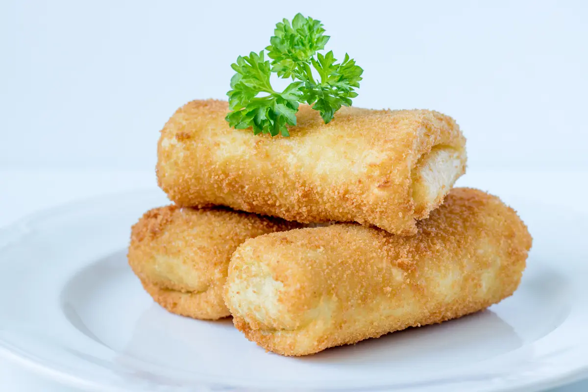 Risoles Isi Sosis