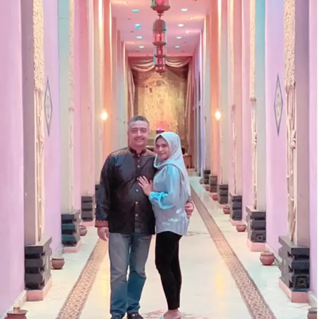 Dikabarkan Sudah Menikah Lagi, Ini 6 Potret Asha Shara dan Suami Baru
