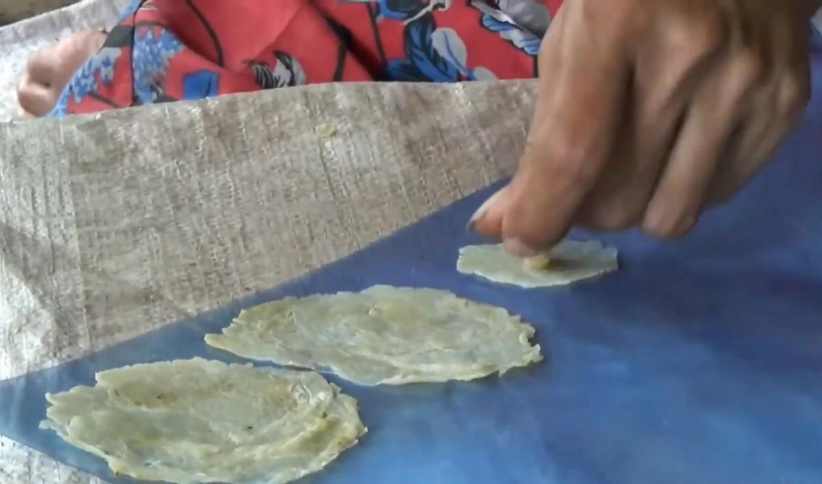 Melimpahnya Bahan Baku Melinjo