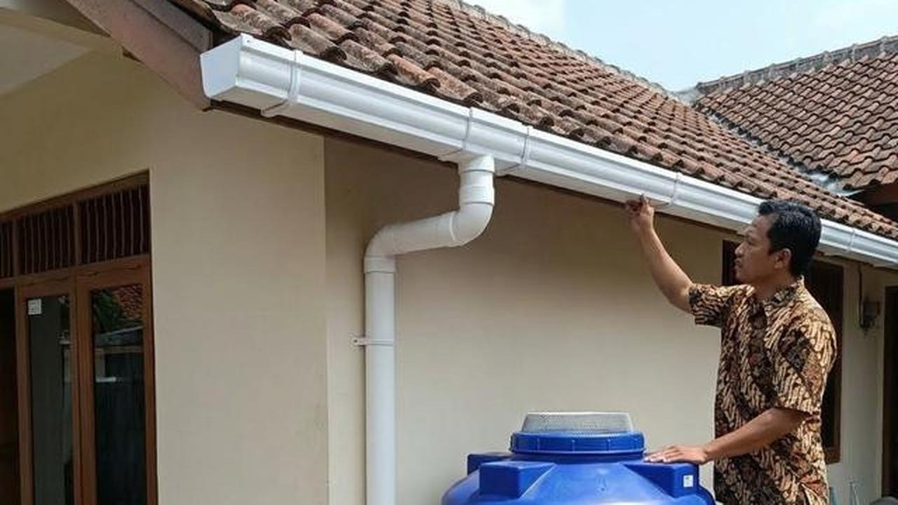 Cara Menampung Air Hujan yang Aman untuk Keperluan Rumah, Tips Anti Lumut dan Bakteri