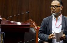 VIDEO: Kubu AMIN Perlihatkan Data Suara Prabowo Melonjak Tak Wajar ke Hakim MK